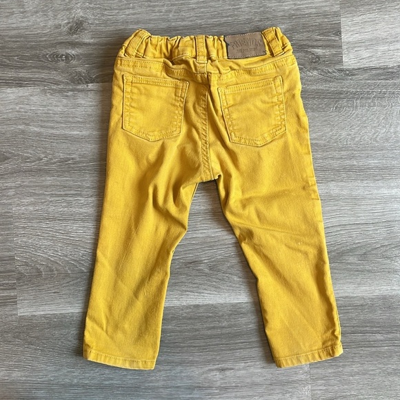 H&M golden yellow baby jeans - Picture 3 of 5